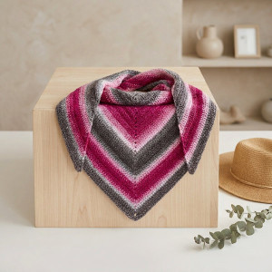 Háčkovaný šátek, Růžová harmonie, 85x65 cm