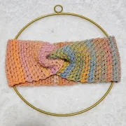 Háčkovaná čelenka, oranžový melír, 50 cm